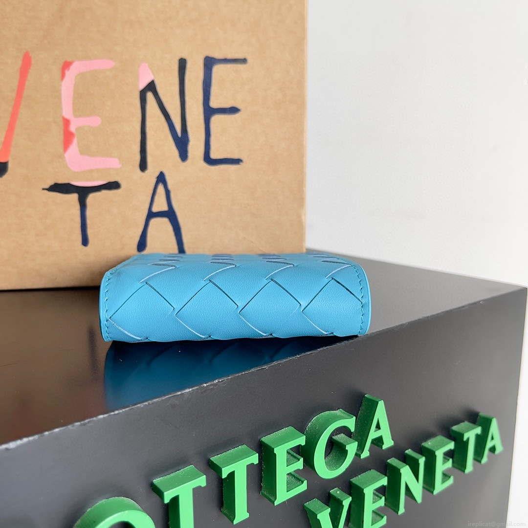 Bottega Veneta BV 743211 Intrecciato Bi-Fold Wallet BV70057