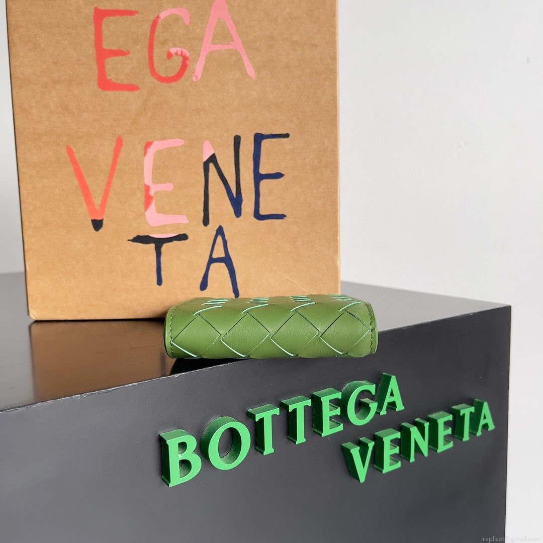 Bottega Veneta BV 743211 Intrecciato Bi-Fold Wallet BV70058