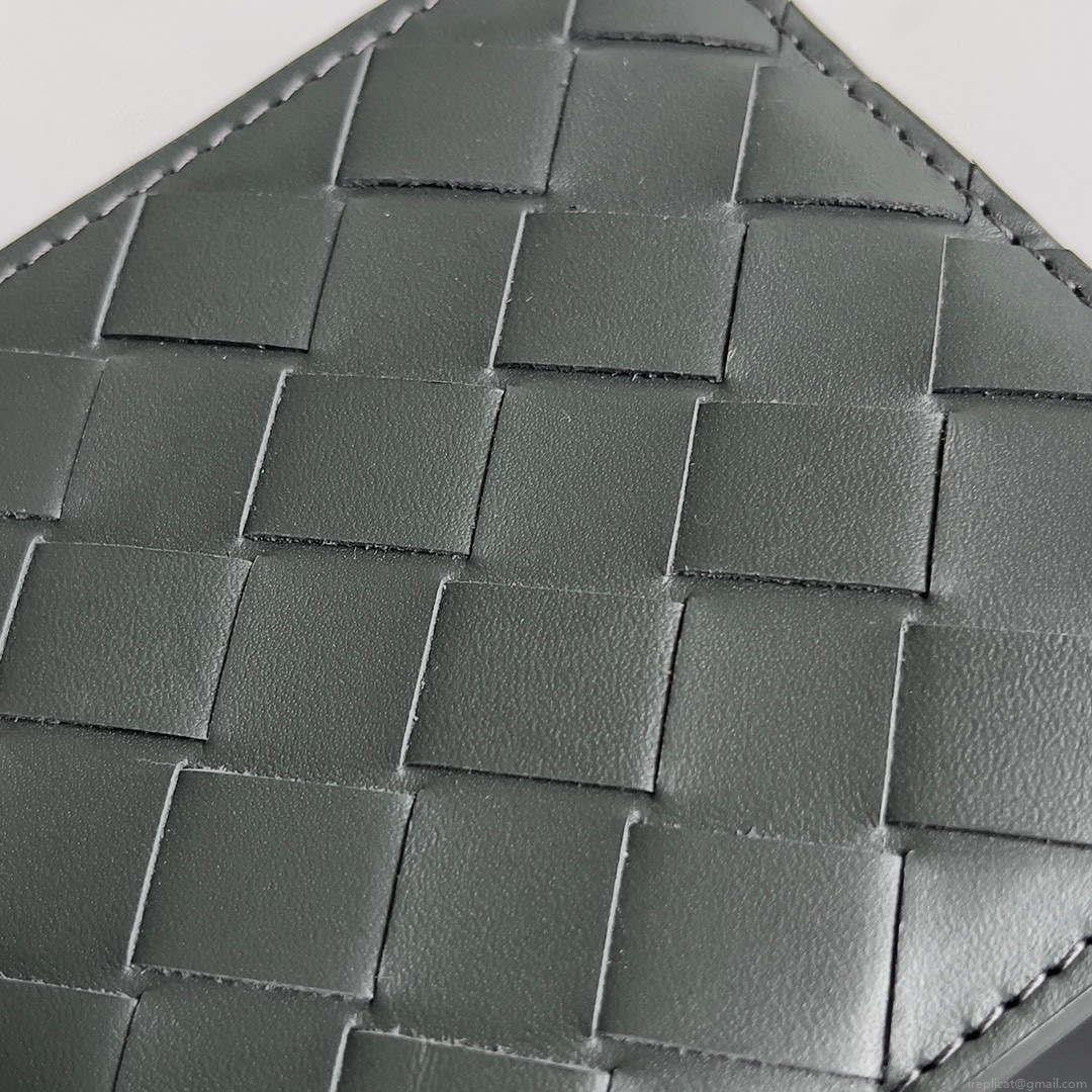 Bottega Veneta BV 743211 Intrecciato Bi-Fold Wallet BV70059