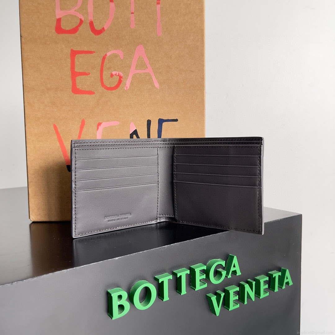 Bottega Veneta BV 743211 Intrecciato Bi-Fold Wallet BV70064