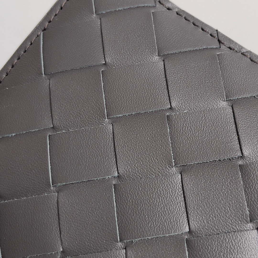 Bottega Veneta BV 743211 Intrecciato Bi-Fold Wallet BV70064