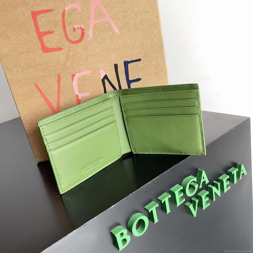 Bottega Veneta BV 740261 Bi-Fold Wallet With Coin Purse BV70078