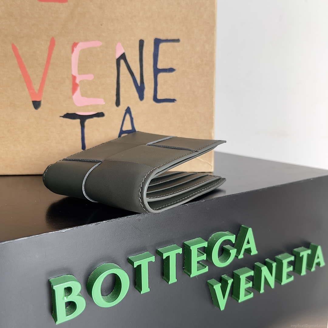 Bottega Veneta BV 740261 Bi-Fold Wallet With Coin Purse BV70079