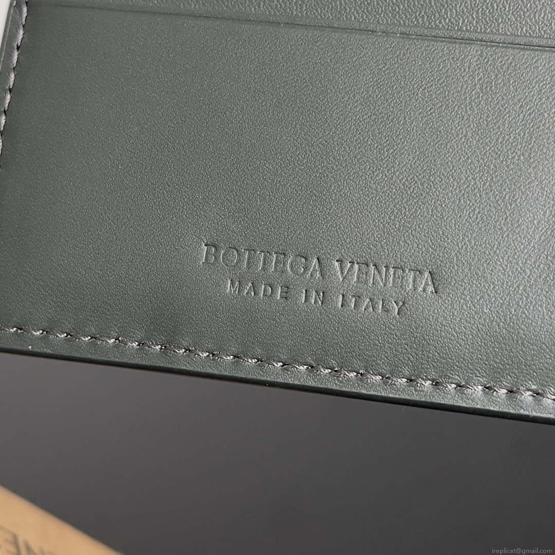 Bottega Veneta BV 740261 Bi-Fold Wallet With Coin Purse BV70079