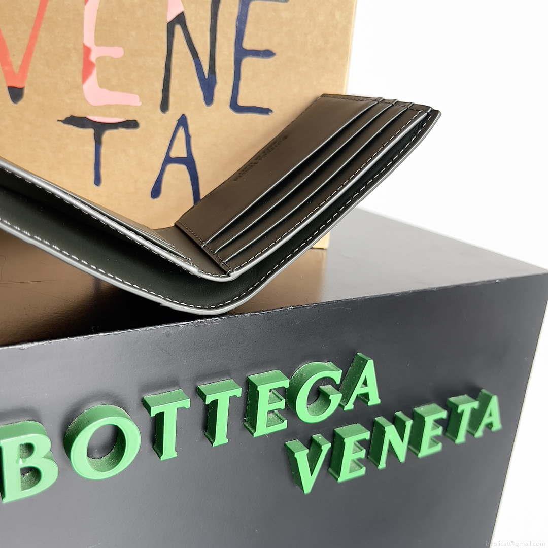 Bottega Veneta BV 740261 Bi-Fold Wallet With Coin Purse BV70079