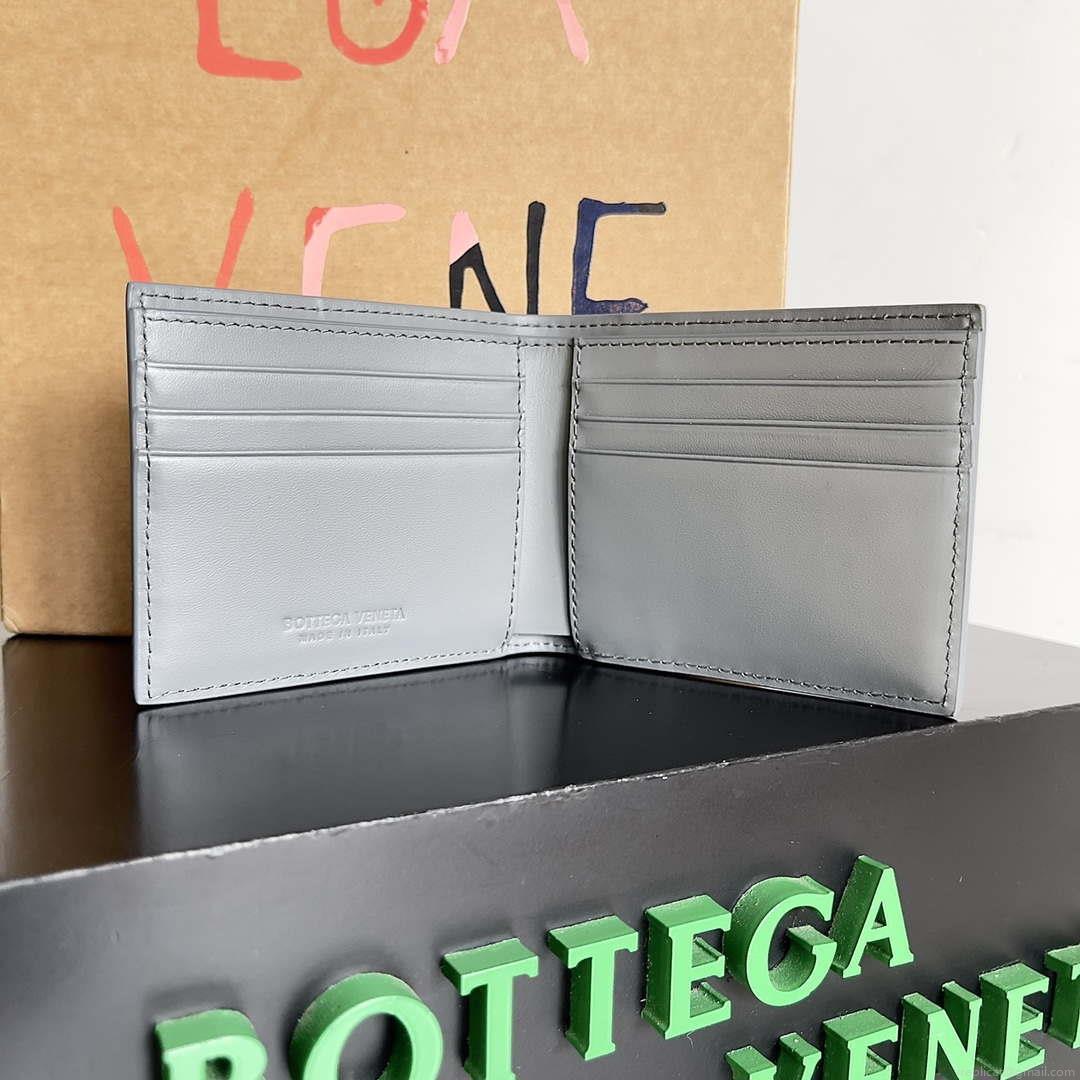 Bottega Veneta BV 740261 Bi-Fold Wallet With Coin Purse BV70080