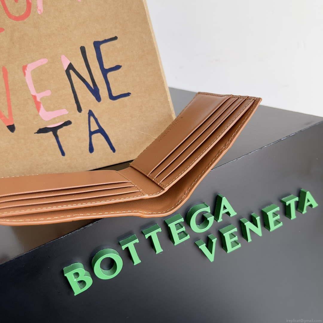 Bottega Veneta BV 740261 Bi-Fold Wallet With Coin Purse BV70083
