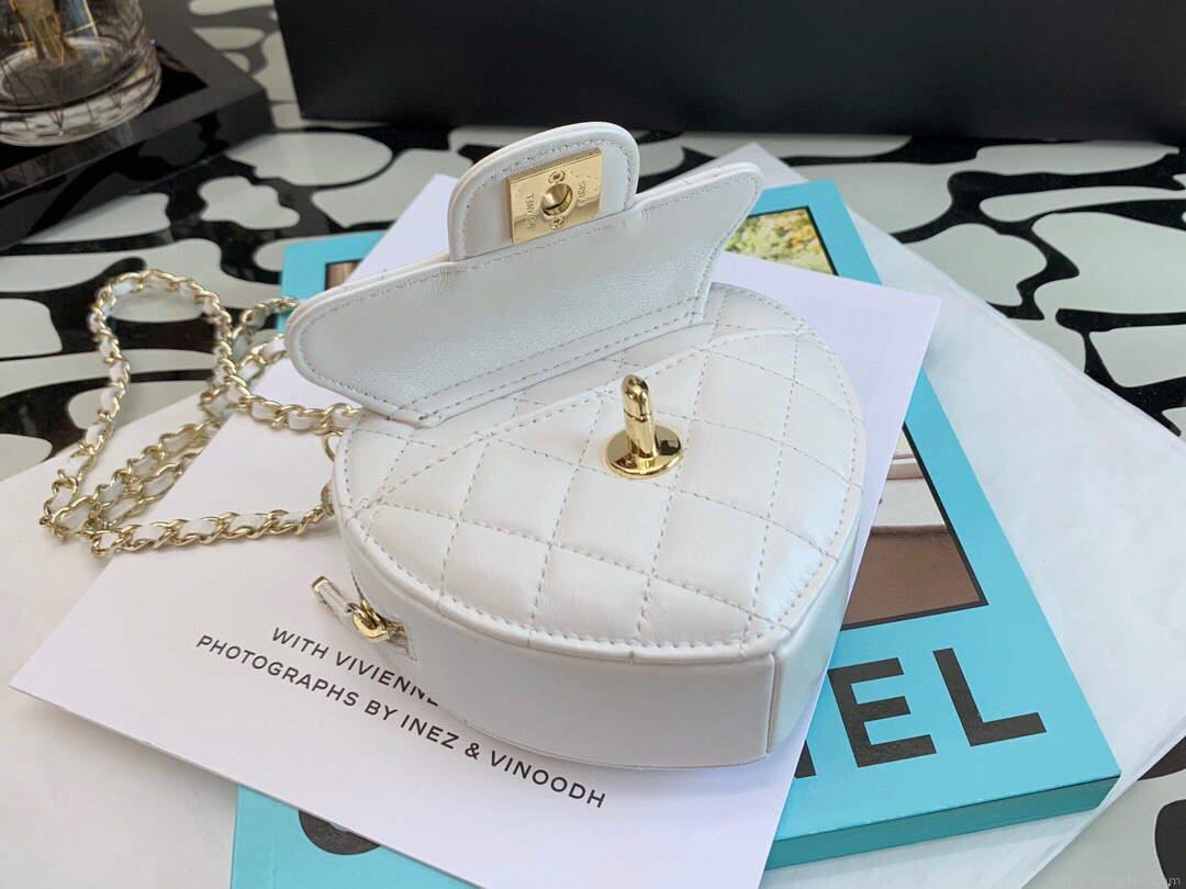 Chanel AS2927 heart clutch with chain Bag AP2784 White