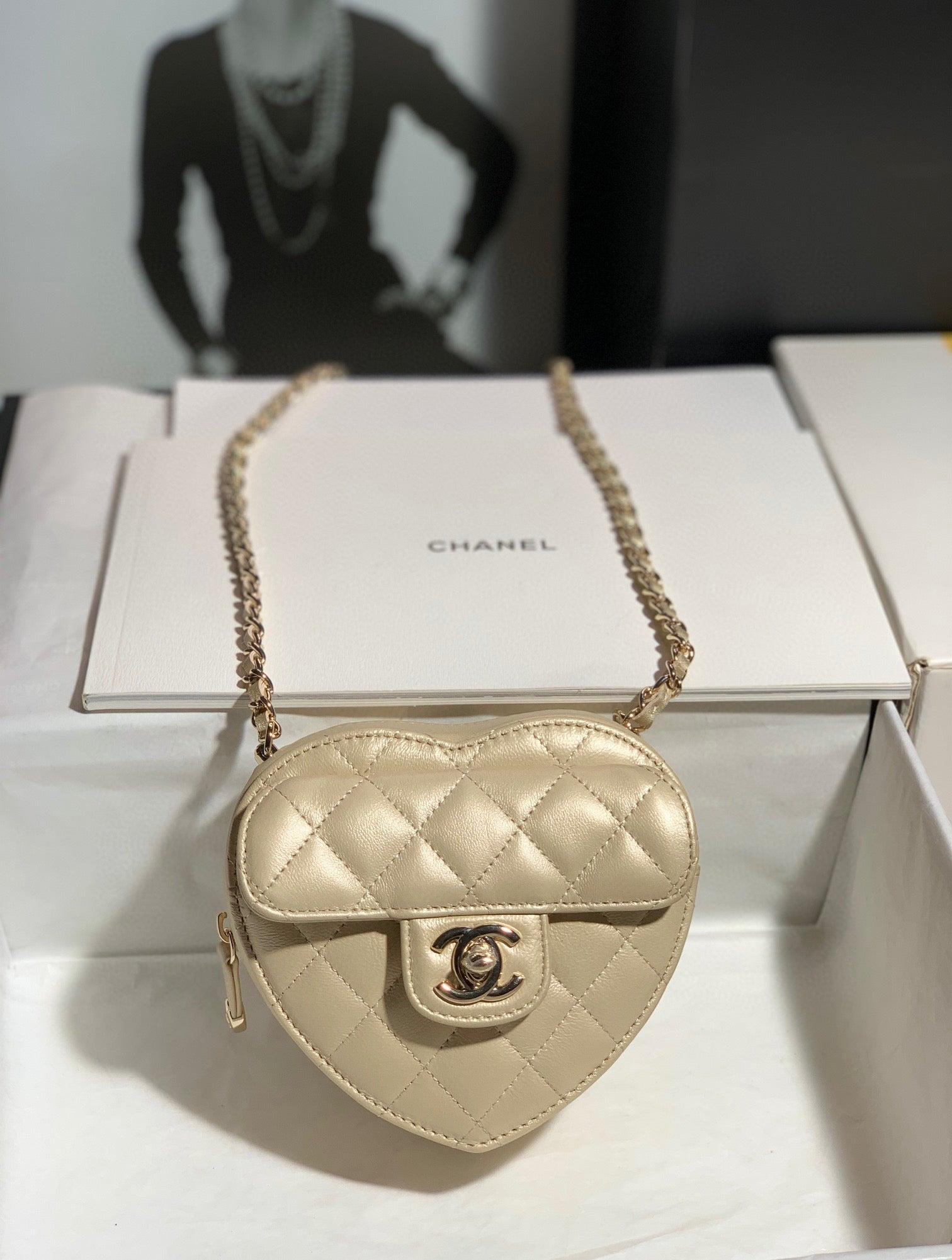 Chanel AP2784 Heart Clutch with Chain Lambskin Gold-Tone Metal Gold