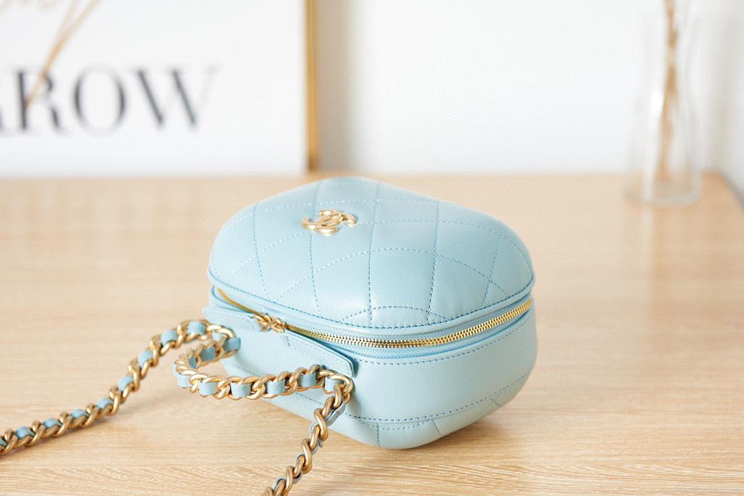 Chanel Small Vanity Case Lambskin gold-tone metal AS3066 Blue