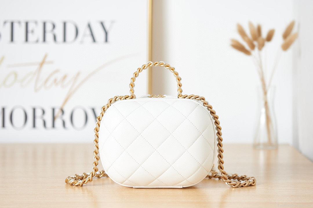 Chanel Small Vanity Case Lambskin gold-tone metal AS3066 White