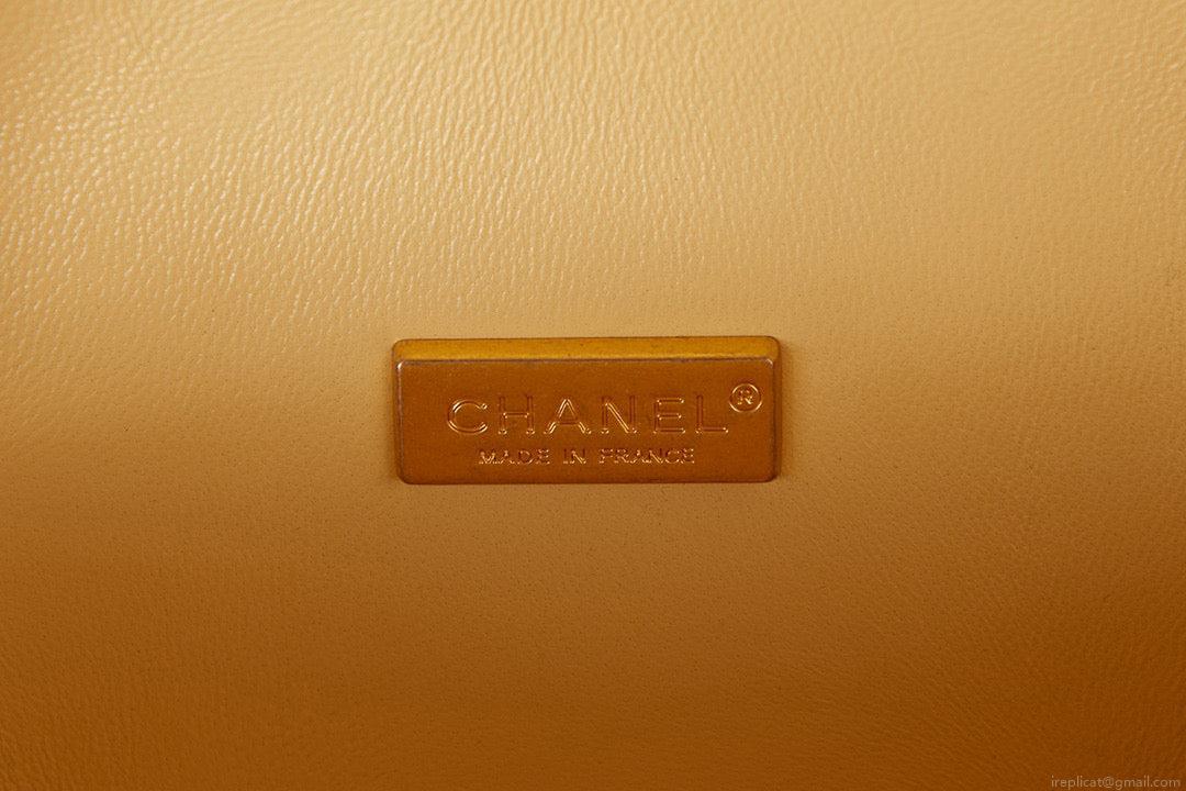 Chanel Small Vanity Case Lambskin gold-tone metal AS3066 Apricot