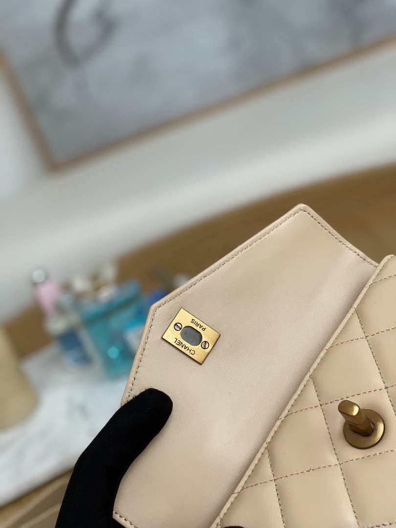 Chanel A99009 Waist bag Lambskin Light Yellow Pink Gold