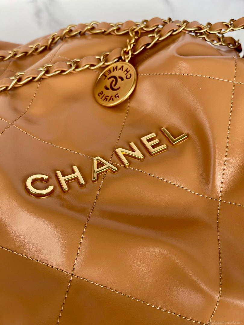 Chanel 22 Handbag AS3261 Shiny Calfskin Gold-Tone Metal Camel