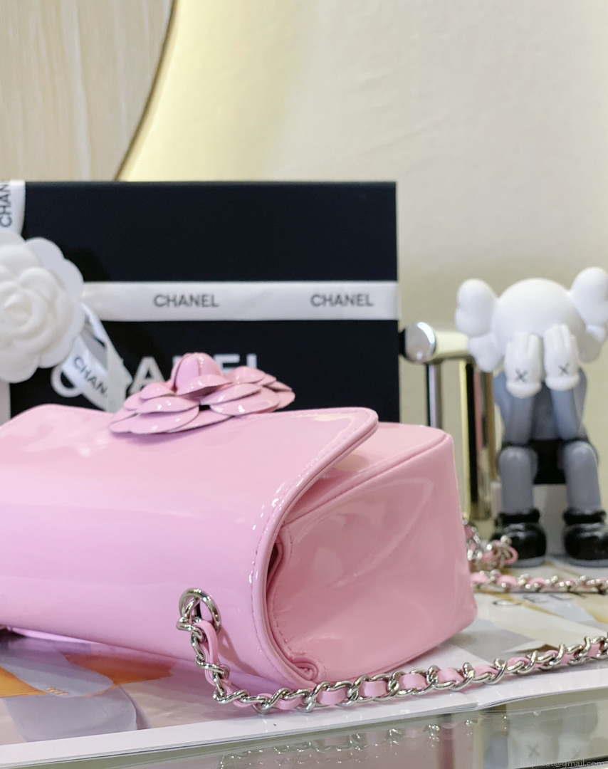 Chanel AS3356 Mini Flap 18cm Patent leather Camellia Pink