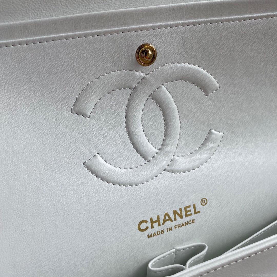 Chanel A01112 CF Quilted Classic Flap Bag in Grainy Lambskin White