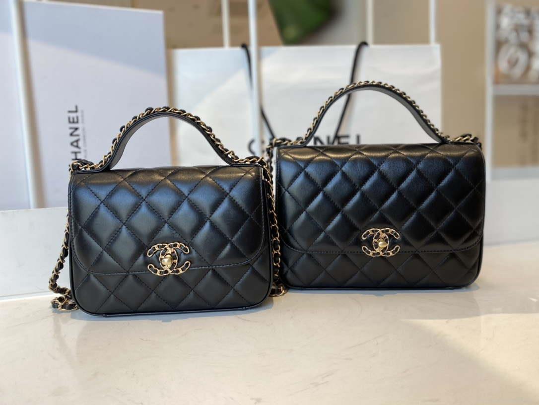 Chanel AS0970 Flap Bag Lambskin Leather 23cm Black