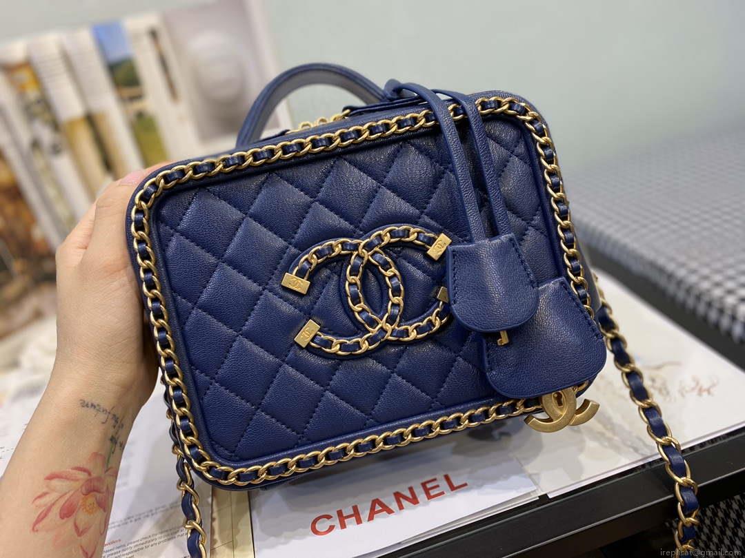 Chanel CC Filigree Vanity Case Bag Grained Calfskin A93343 Navy Blue