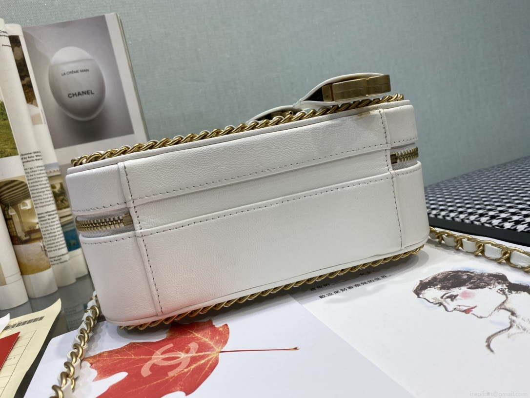 Chanel CC Filigree Vanity Case Bag Grained Calfskin A93343 White