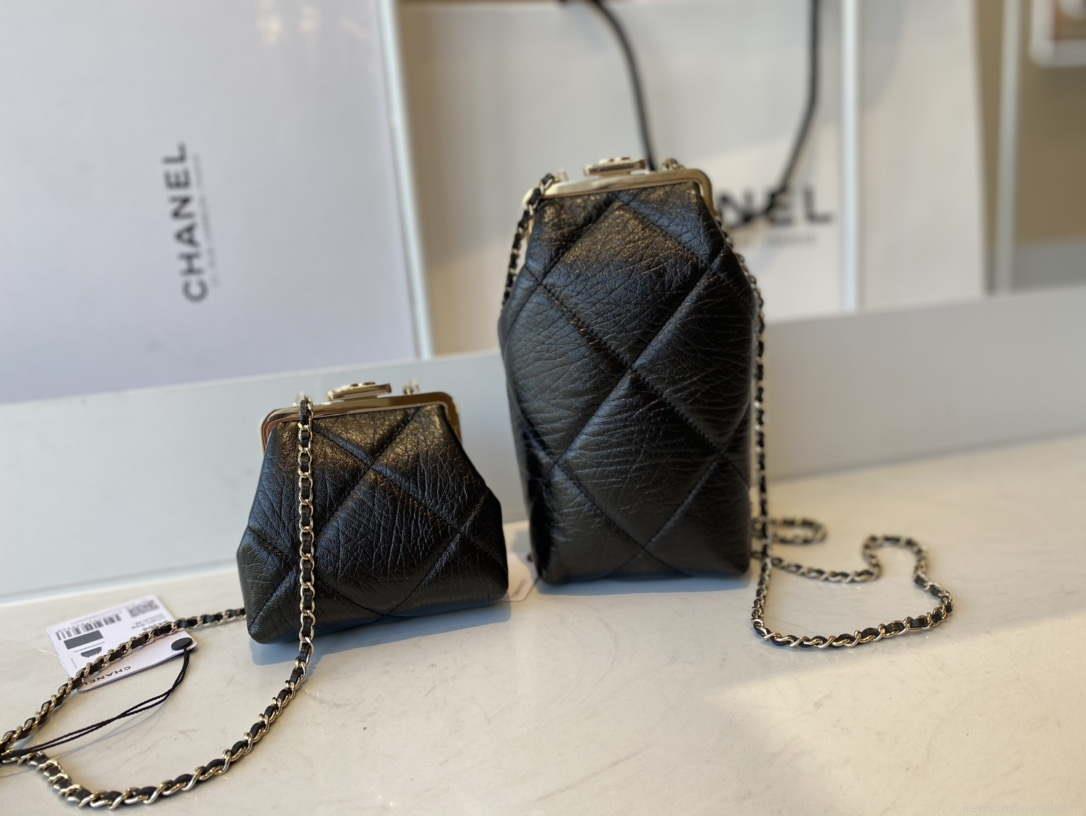 Chanel AS1555 Clutch with chain Shiny Aged Lambskin Black