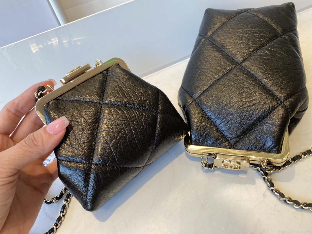 Chanel AS1555 Clutch with chain Shiny Aged Lambskin Black