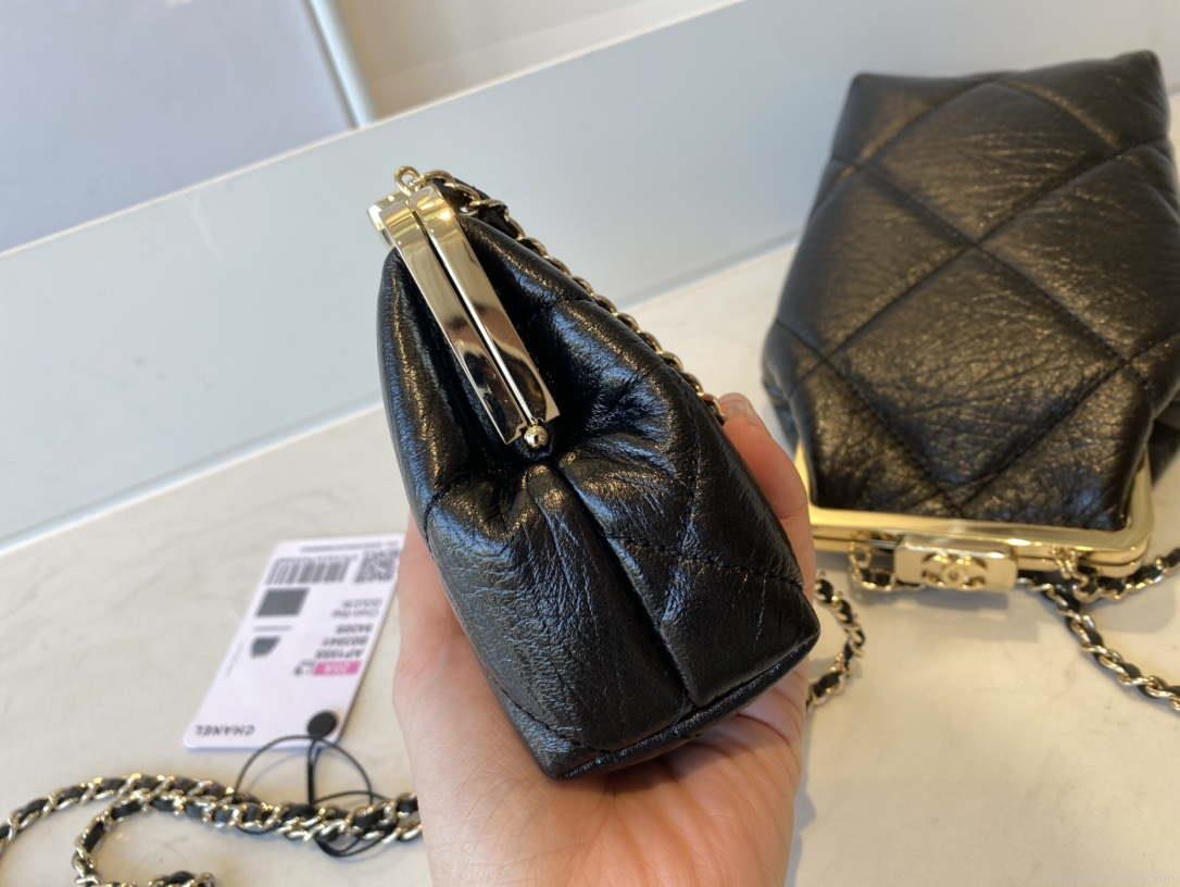 Chanel AS1555 Clutch with chain Shiny Aged Lambskin Black