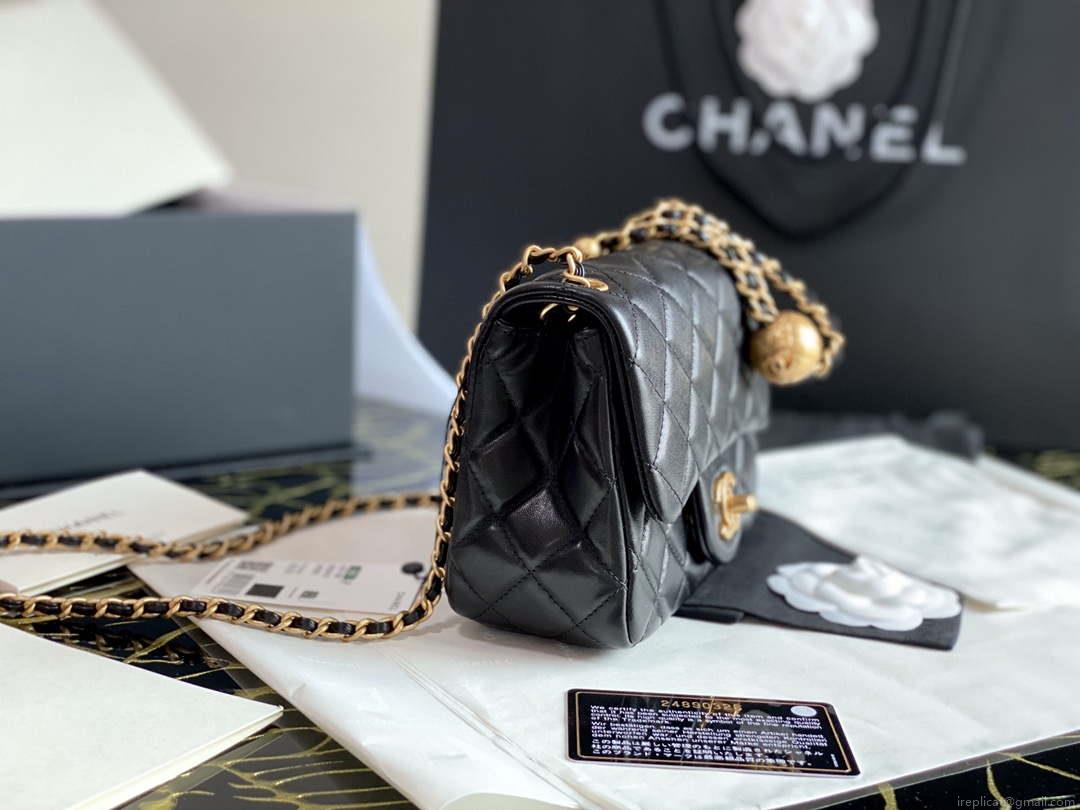 Chanel As1786 Flap Bag NA106 Shoulder Handbag B02916 Lambskin Black
