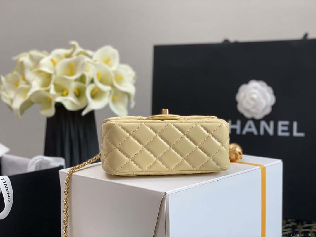 Chanel As1786 Flap Bag NA106 Shoulder Handbag B02916 Lambskin Yellow