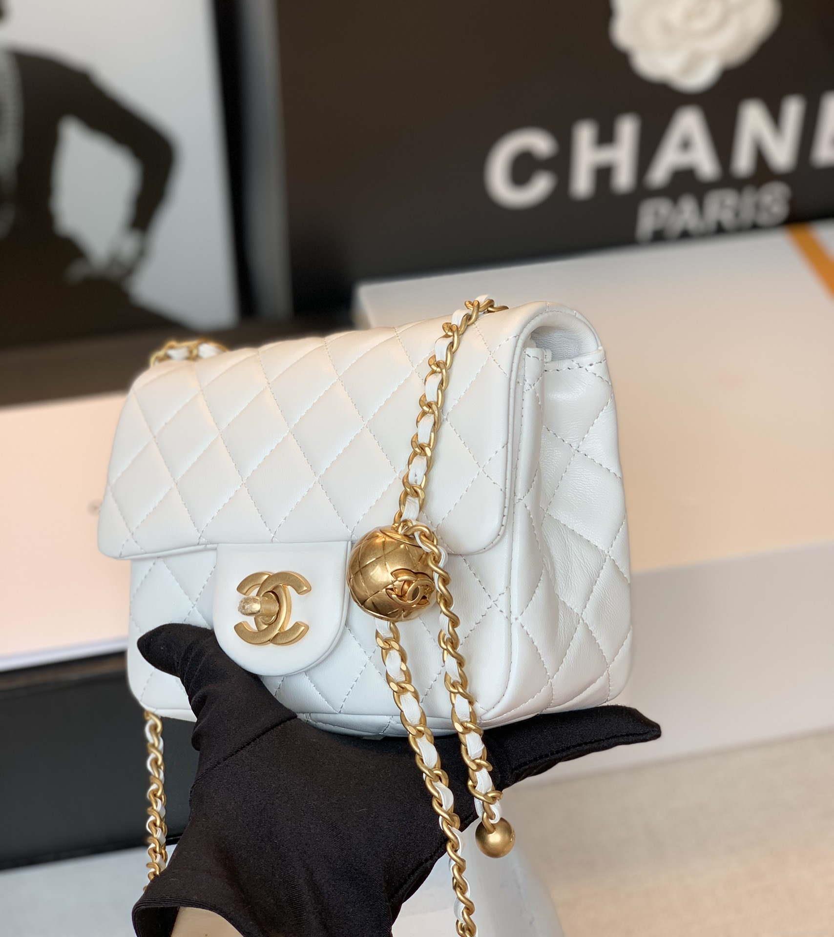 Chanel As1786 Flap Bag NA106 Shoulder Handbag B02916 Lambskin White