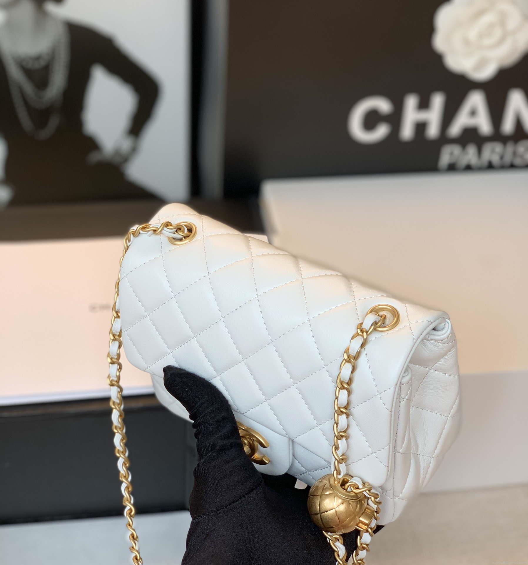 Chanel As1786 Flap Bag NA106 Shoulder Handbag B02916 Lambskin White