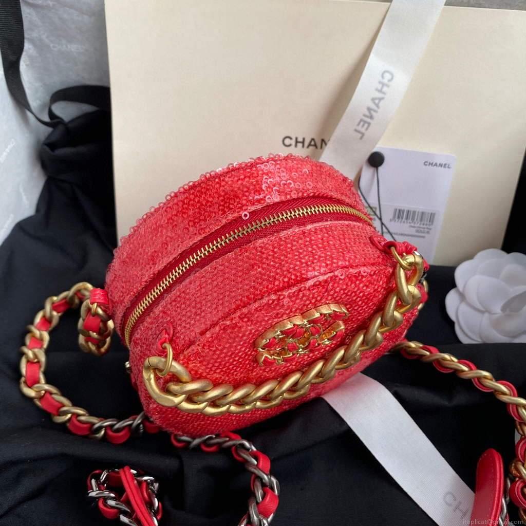 Chanel AP0945 chanel 19 clutch with chain Lambskin Beads Red