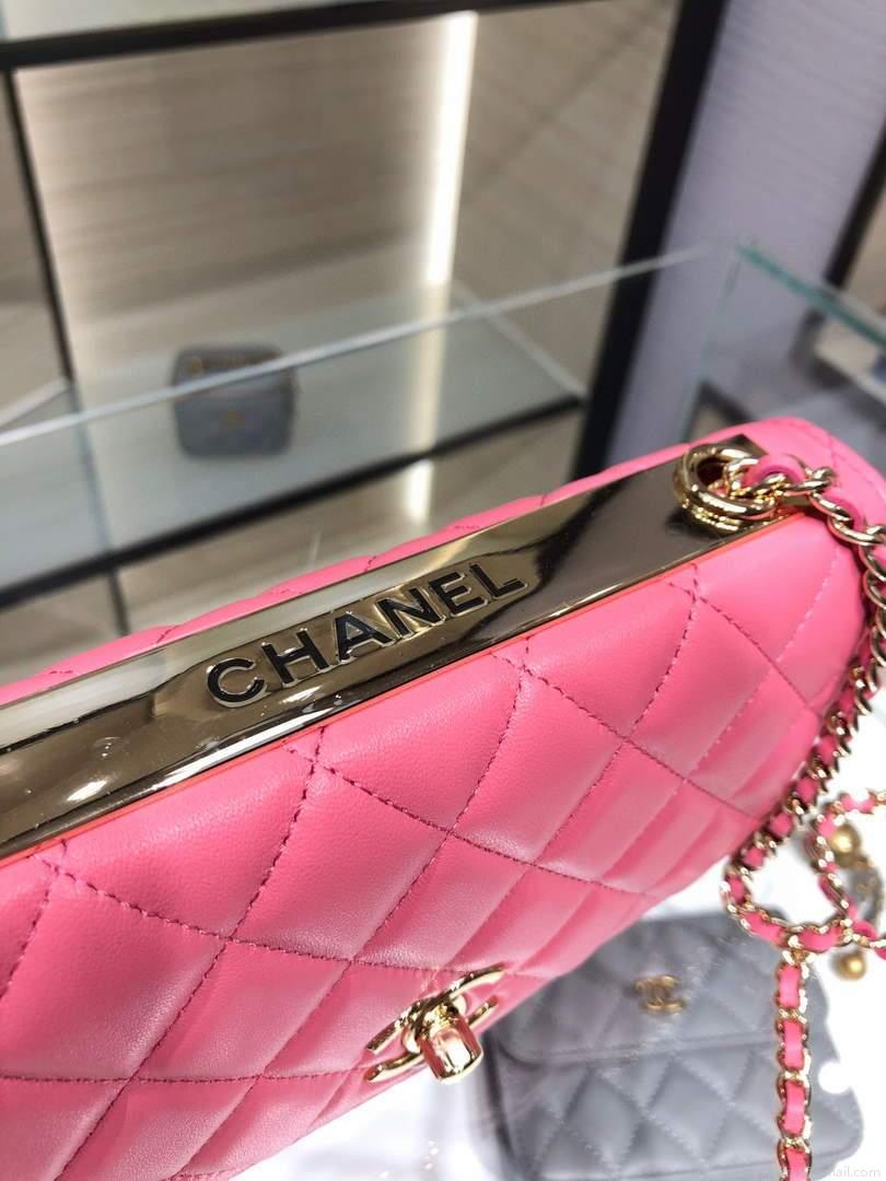 Chanel A84456 Chevron Trendy CC Wallet On Chain WOC Bag Lambskin Pink