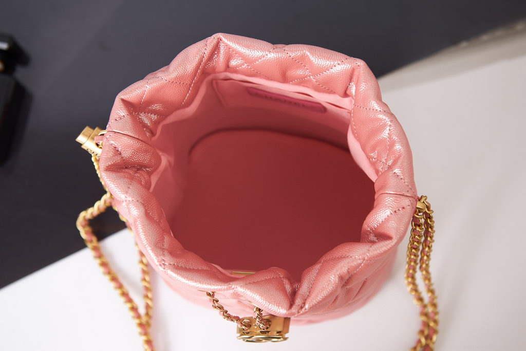 Chanel AS2859 Bucket Bag Shoulder Bag Shiny Grained Calfskin Pink