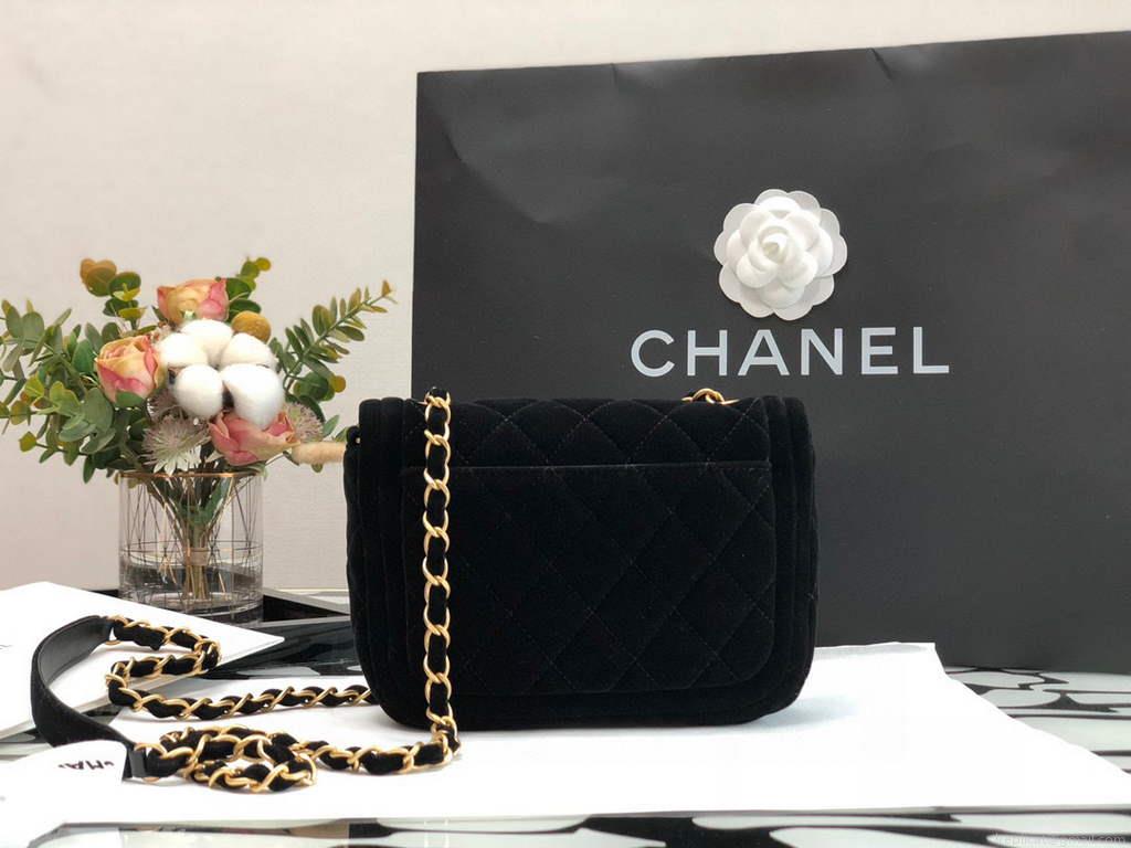 Chanel AS1115 Flap Bag Classic Velvet Black