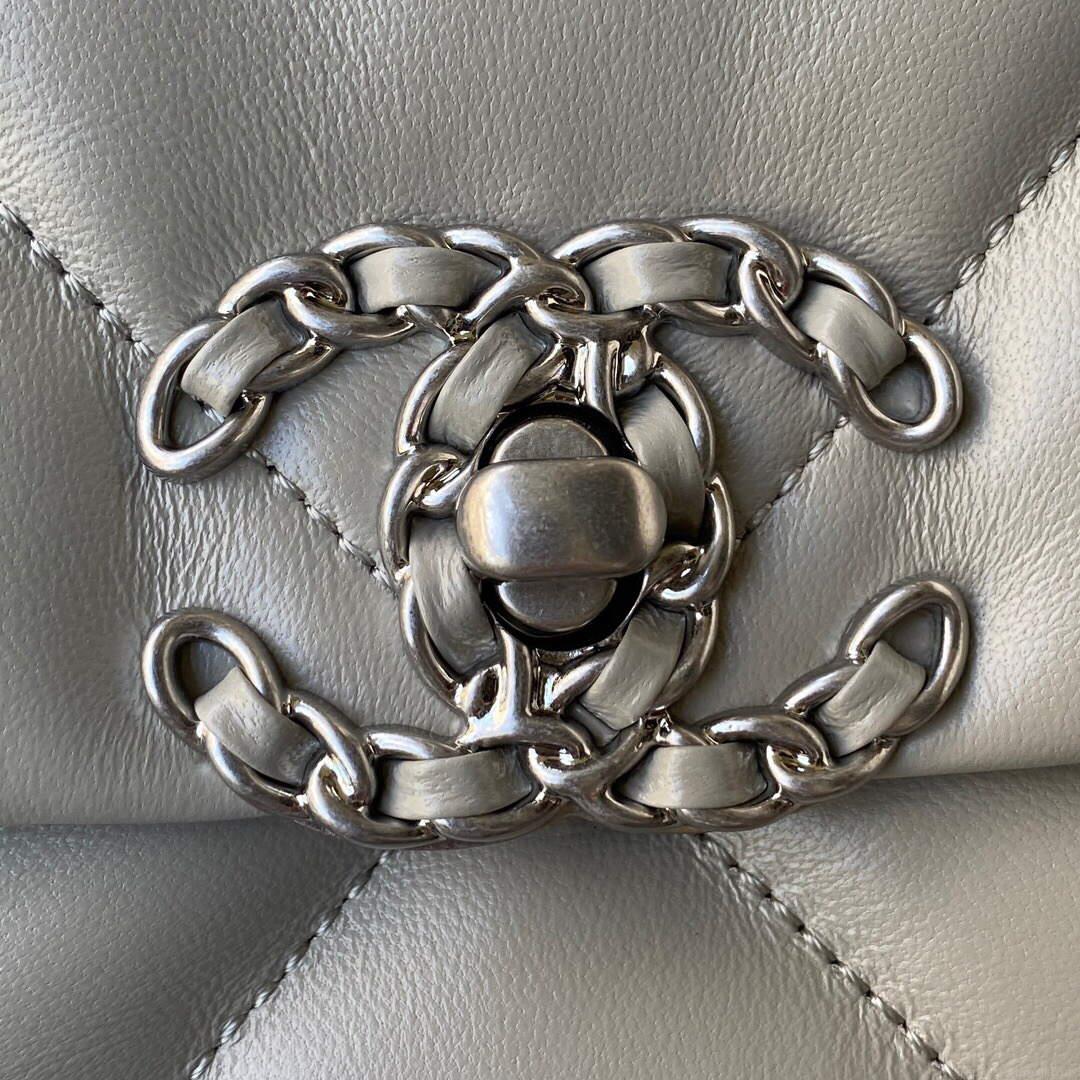 Chanel As1160 Chanel 19 Handbag Flap Lambskin B04852 94305 Grey Silver