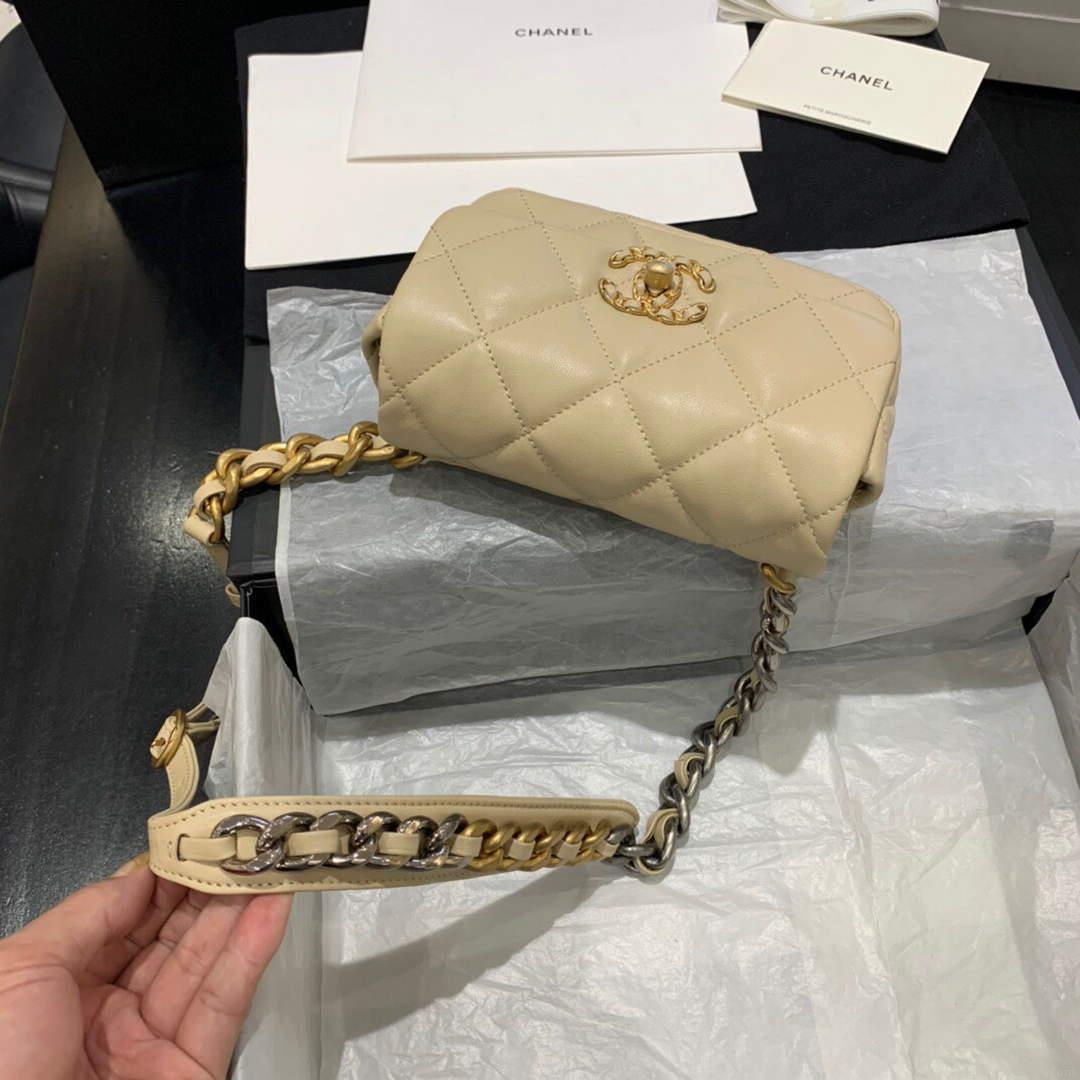 Chanel AS1163 Chanel Flap bag Lambskin Yellow
