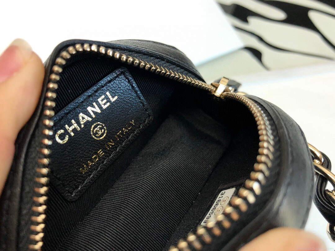 Chanel A99131 Small Round Bag Lambskin Black Shiny Gold
