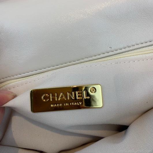 Chanel As1160 Chanel 19 Handbag Flap Lambskin Beige