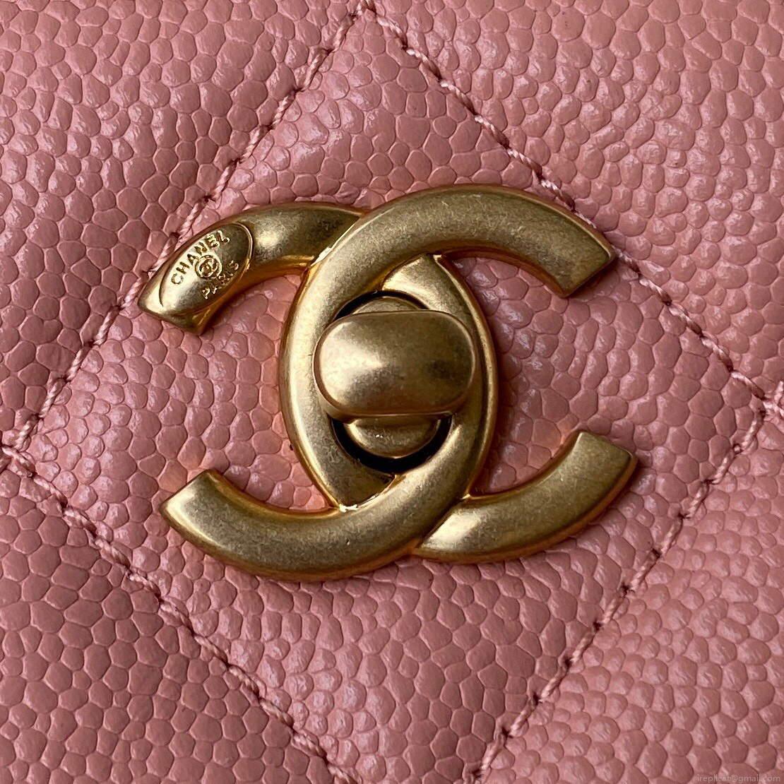 Chanel Small Hobo Bag Grained Calfskin Gold AS3223 Pink