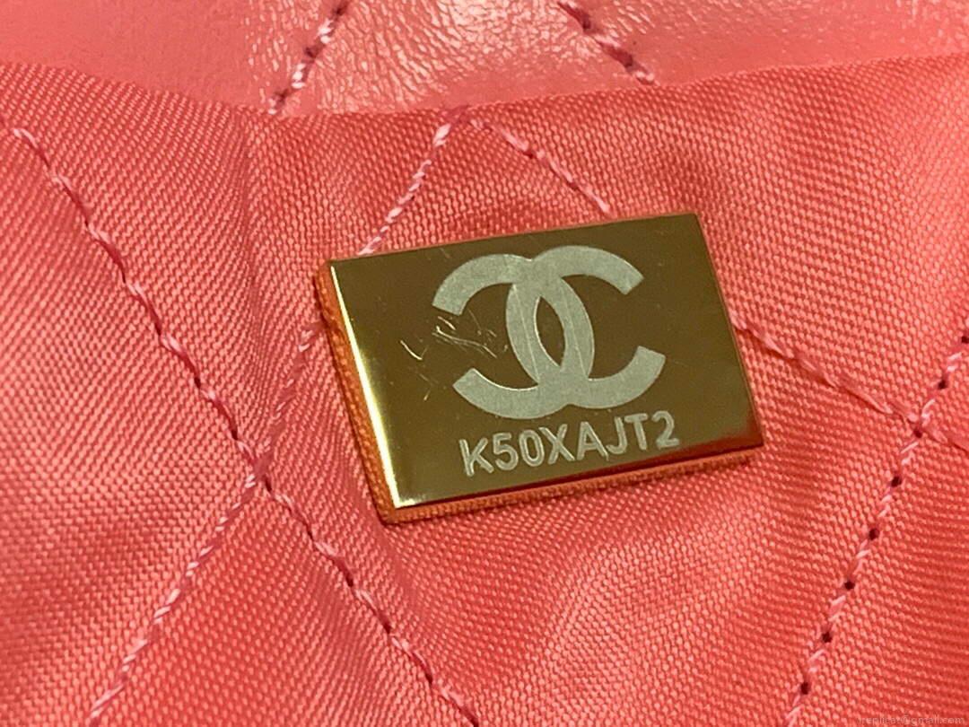 Chanel 22 Handbag Shiny Calfskin Gold AS3261 Pink