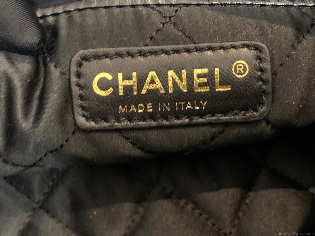 Chanel 22 Small Handbag Shiny Calfskin AS3260 Black Gold