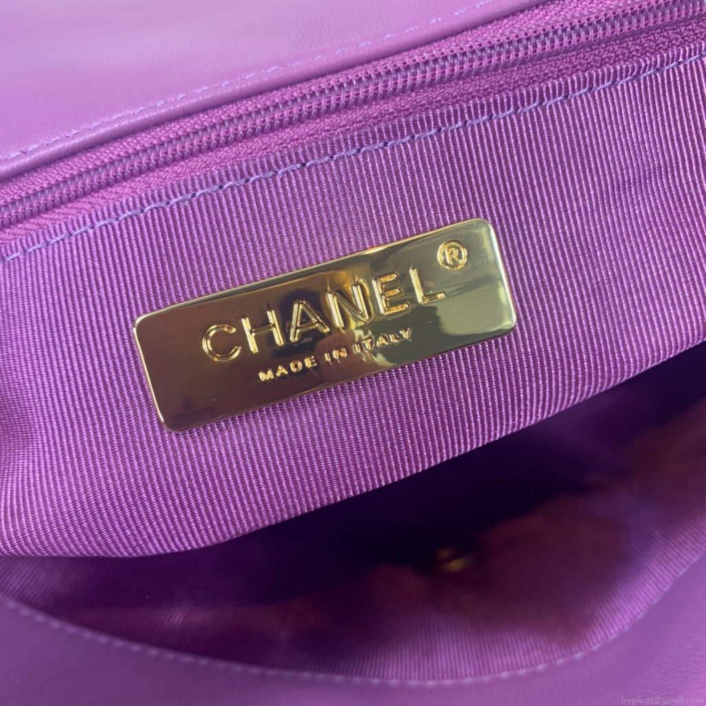Chanel 19 Maxi Handbag Lambskin Gold AS1162 Purple