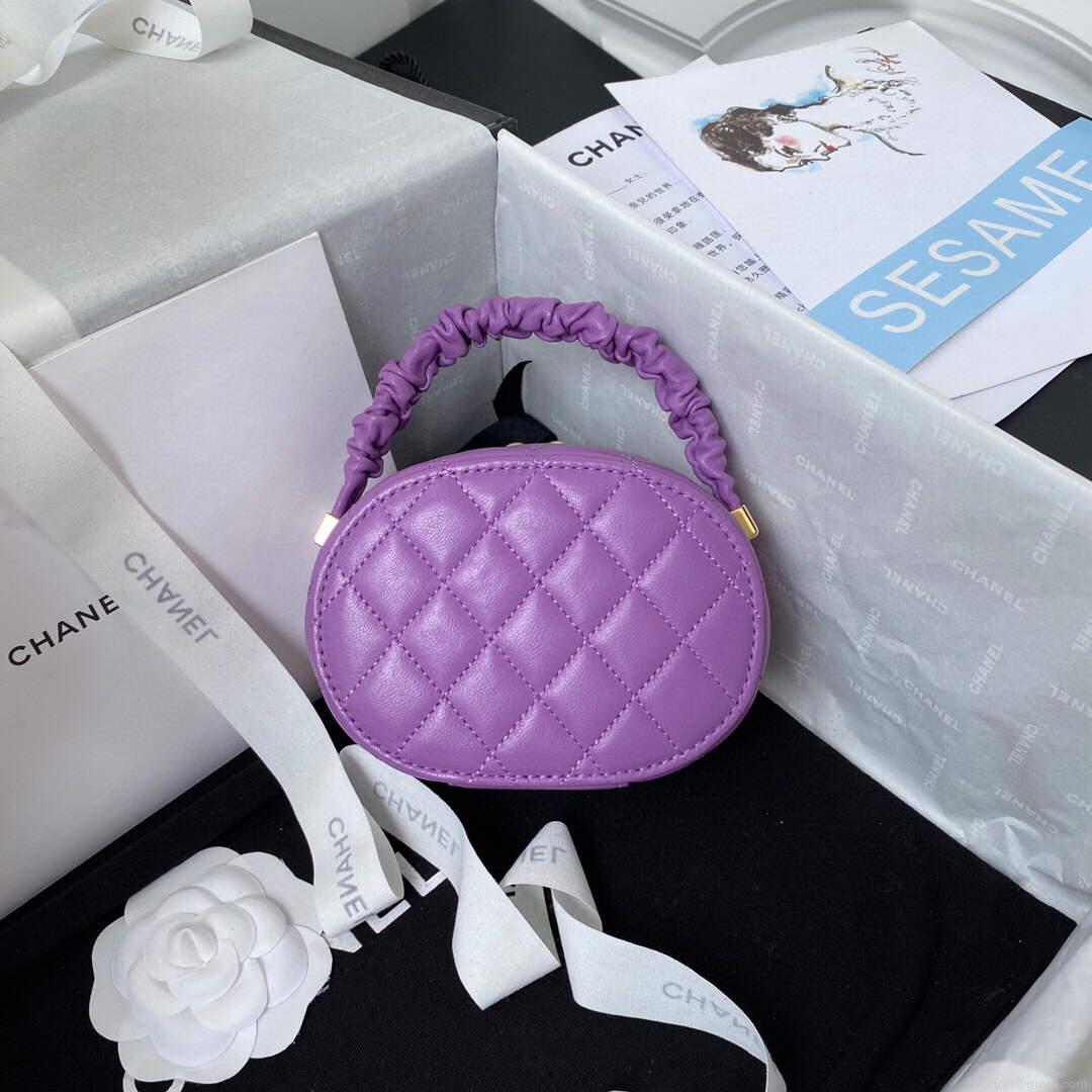 Chanel Vanity Case Shiny Lambskin Gold AP2731 Purple