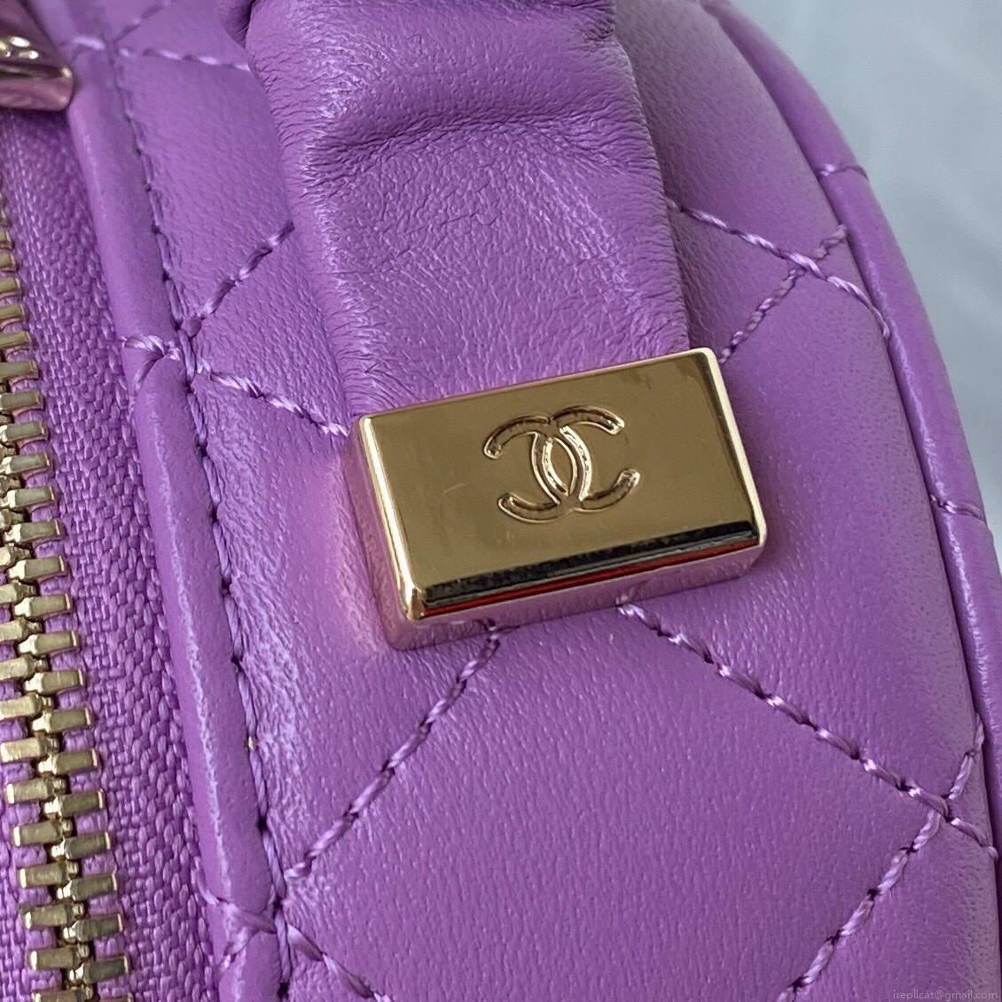 Chanel Vanity Case Shiny Lambskin Gold AP2731 Purple