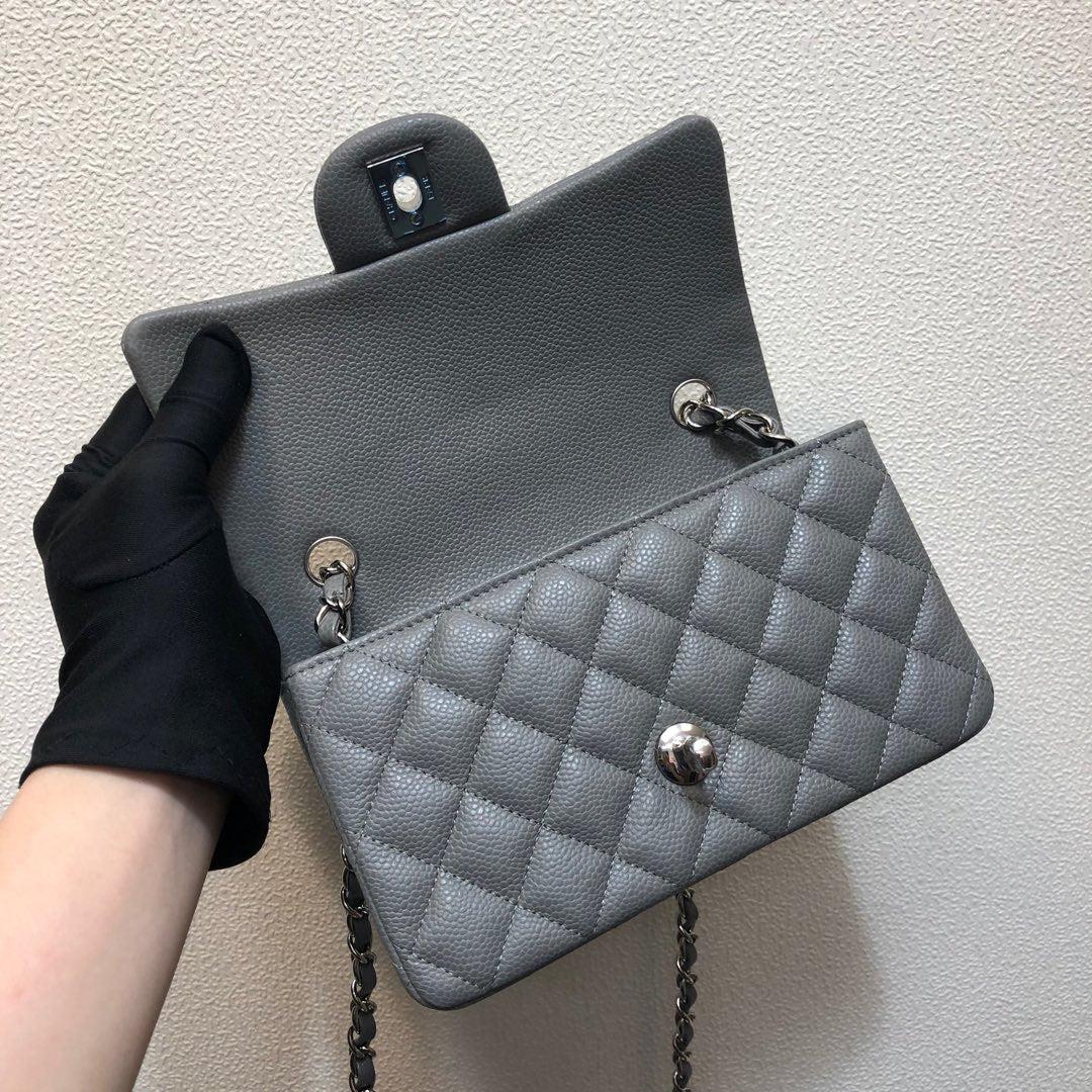 Chanel A69900 Mini Flap Bag Grained Calfskin Gray Silver