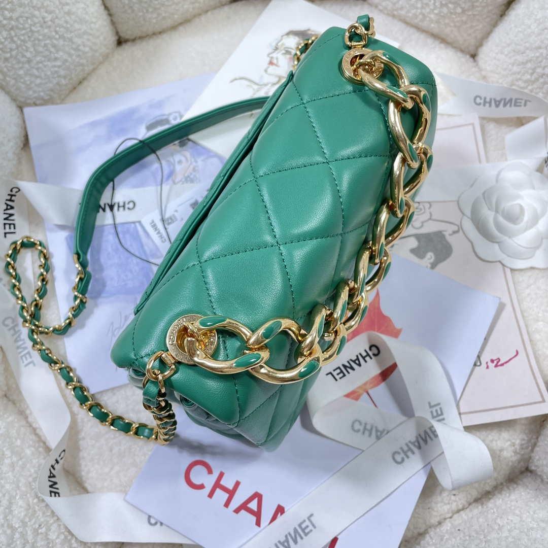 Chanel AS3366 Flap Bag 20cm Lambskin Green