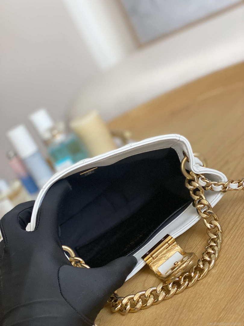 Chanel 3475 Small HOBO Handbag Lambskin & Gold-Tone Metal White