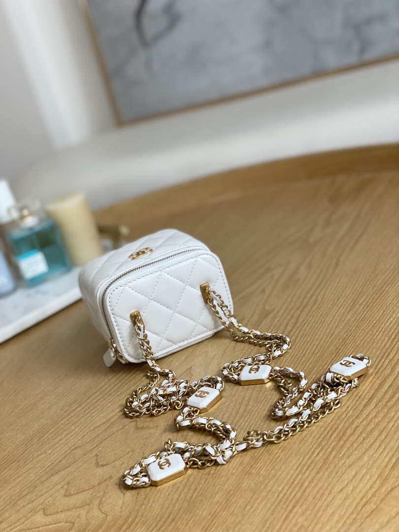 Chanel A68101 Mini Vanity with Chain Lambskin Gold White
