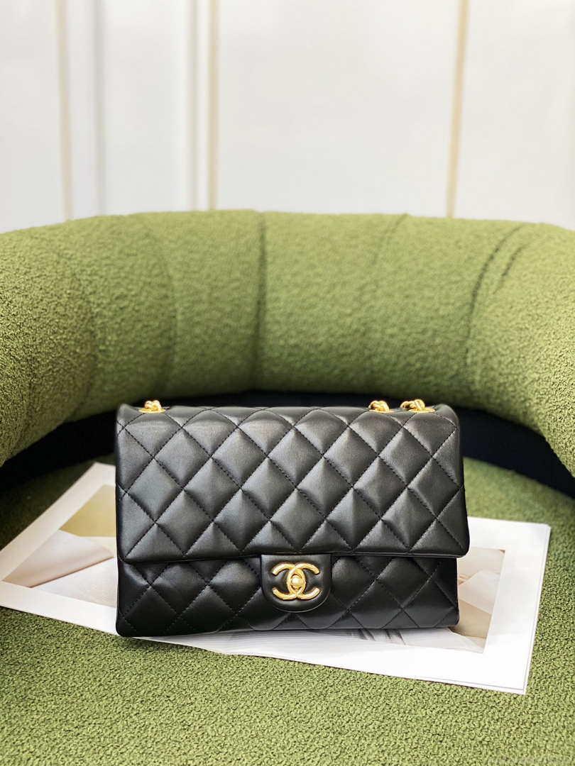 Chanel AS3609 Flap Bag Lambskin Lambskin & Gold-Tone Metal Black