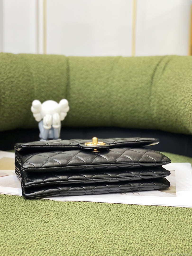 Chanel AS3609 Flap Bag Lambskin Lambskin & Gold-Tone Metal Black